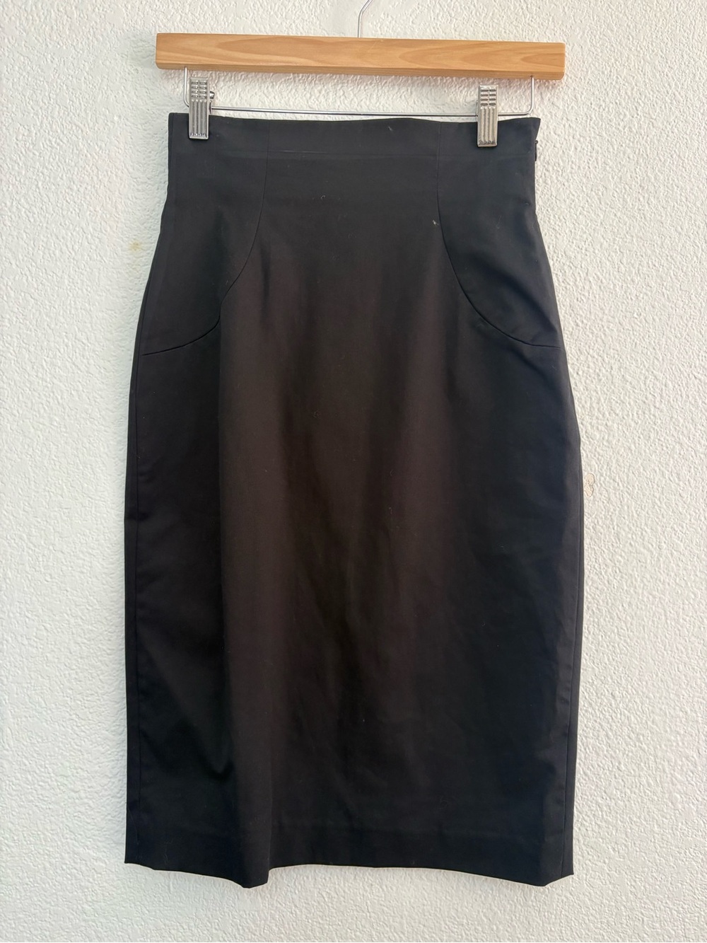 Classic Black High-Waist Pencil Skirt
